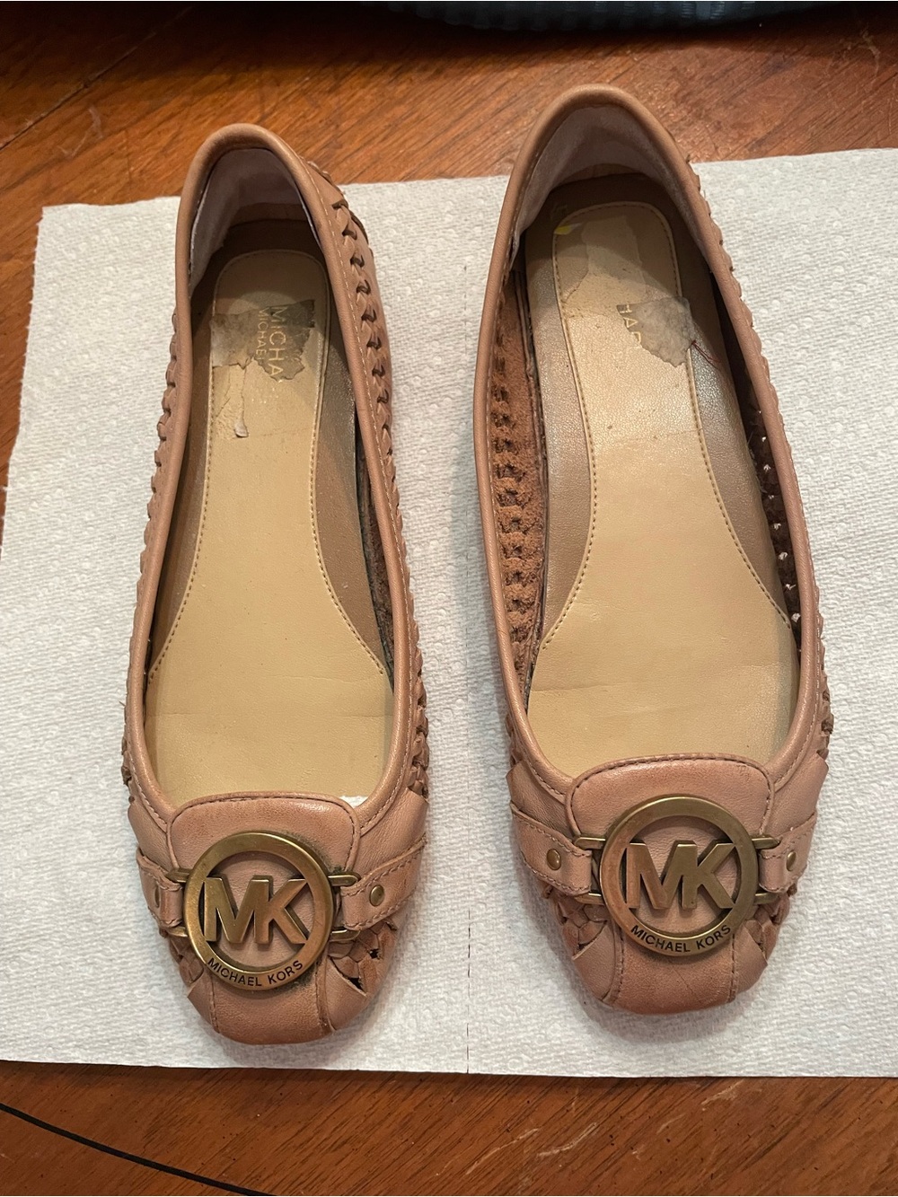 Michael Kors Blush Leather Circle MK Logo Flats